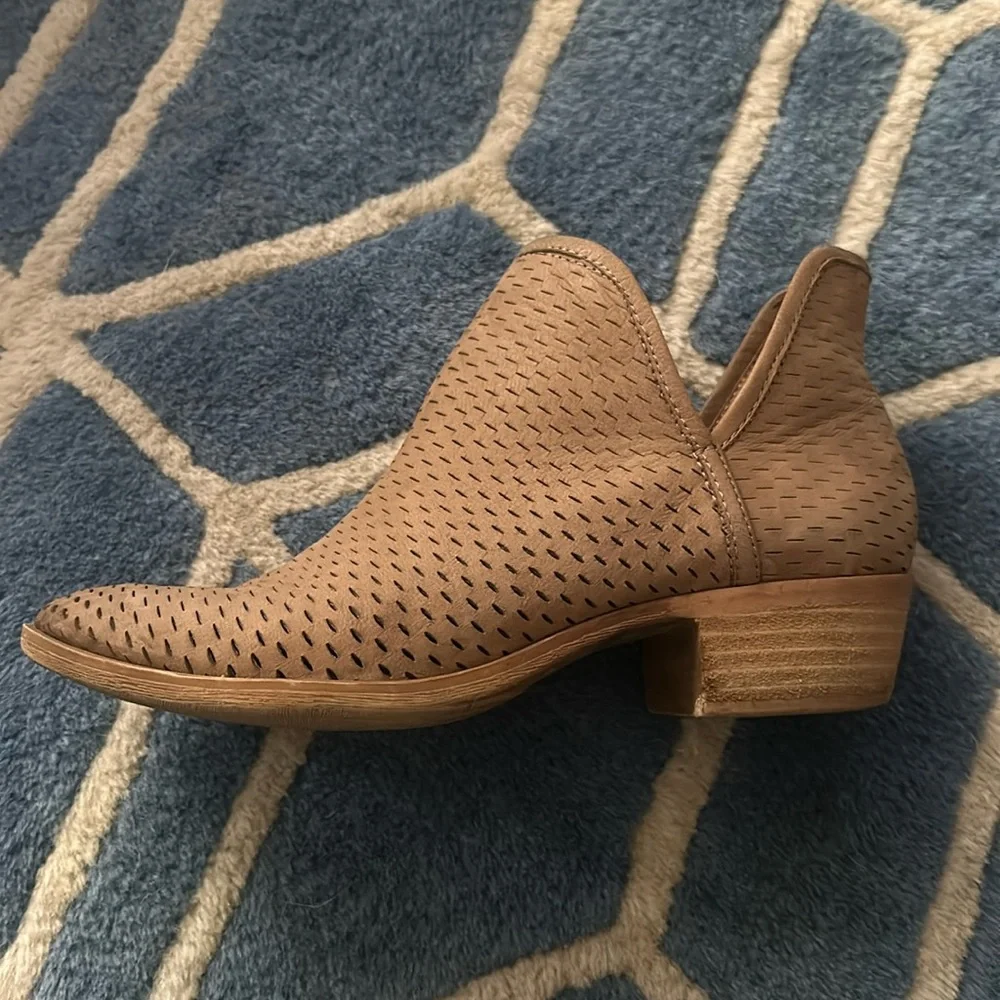 Lucky Tan Ankle Booties
